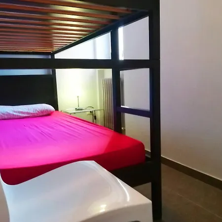 Nyaraló Modern With Wi-fi, Air Conditioning And Balcony; Pets Allowed *