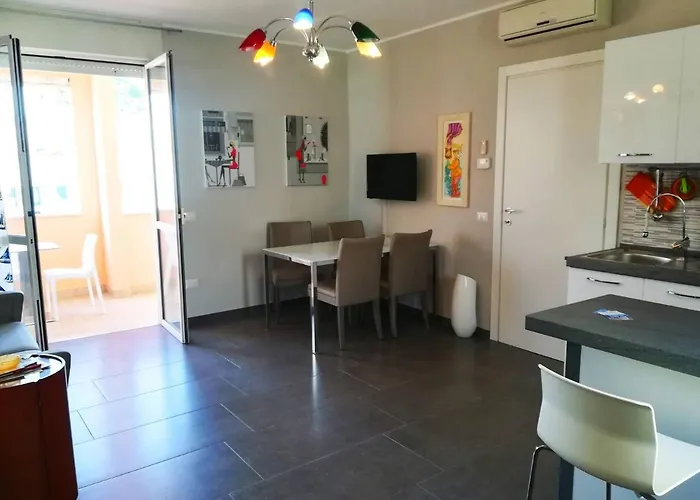 Modern With Wi-fi, Air Conditioning And Balcony; Pets Allowed *