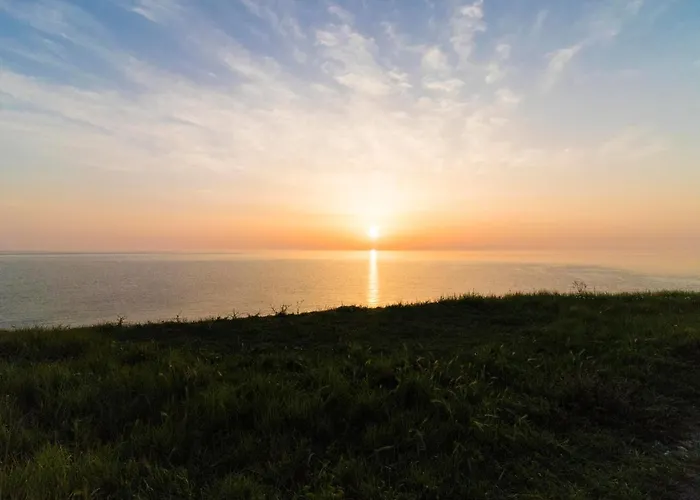 Modern With Wi-fi, Air Conditioning And Balcony; Pets Allowed 度假居 奥特朗托