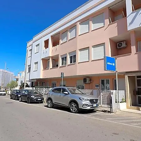 Modern With Wi-fi, Air Conditioning And Balcony; Pets Allowed *