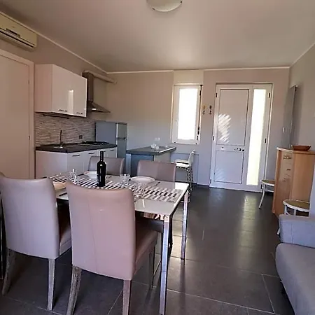 Nyaraló Modern With Wi-fi, Air Conditioning And Balcony; Pets Allowed *