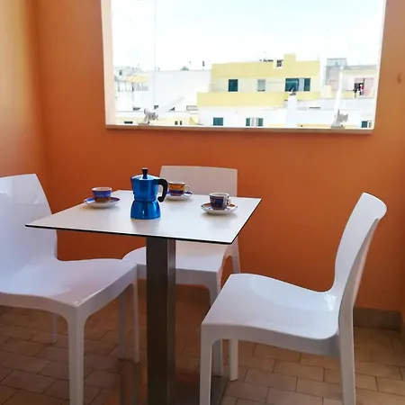 Дом отдыха Modern With Wi-fi, Air Conditioning And Balcony; Pets Allowed Отранто