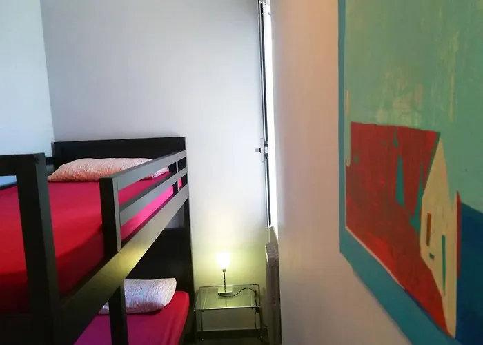 Tatil Evi Modern With Wi-fi, Air Conditioning And Balcony; Pets Allowed *