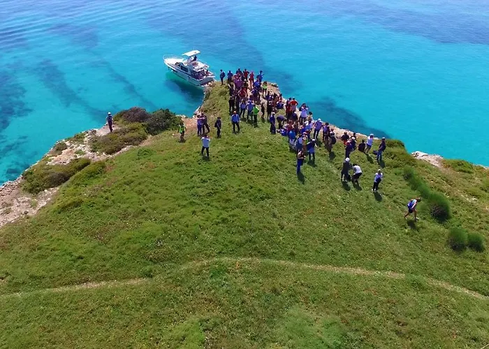 Modern With Wi-fi, Air Conditioning And Balcony; Pets Allowed Tatil Evi